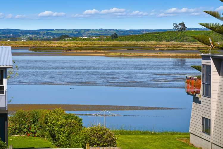 647 Pukehina Parade Pukehina_21