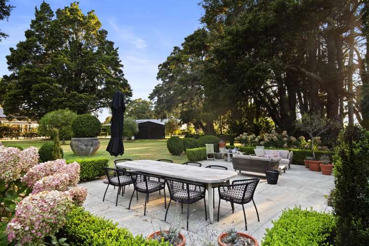 50 Parish Line Road Clevedon_9