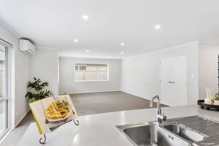 3 Harry Close Warkworth_20