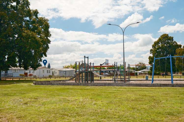 6 Oak Street Murupara_19