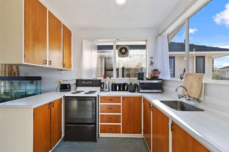 96 Neill Street Hornby_12