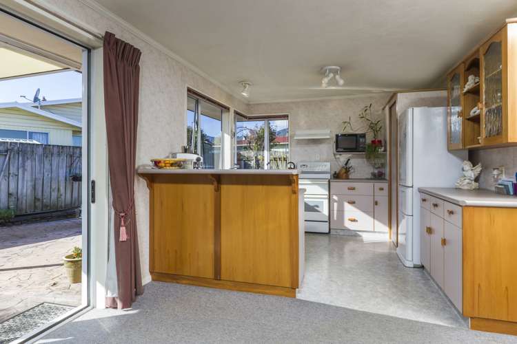 24 Coleridge Place Stoke_9