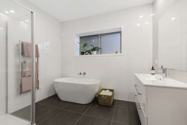 10 Crossland Place Maraetai_18