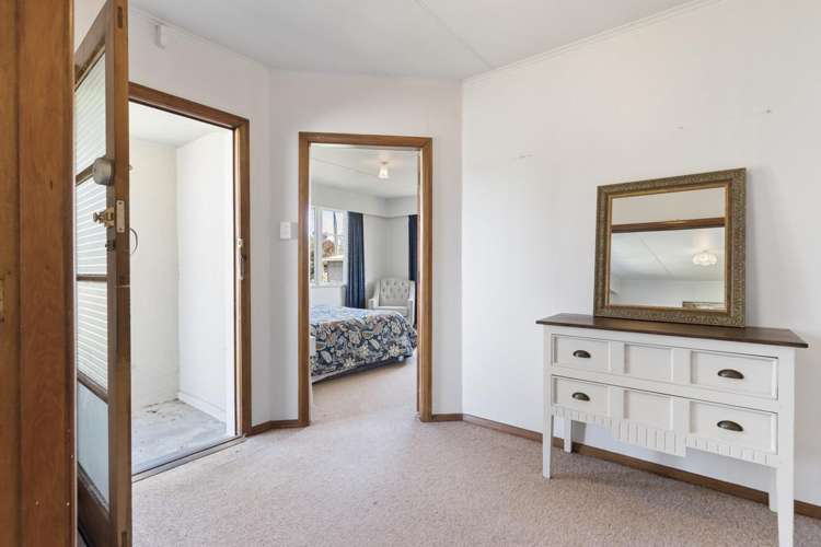 13 Hilton Road Carterton_8