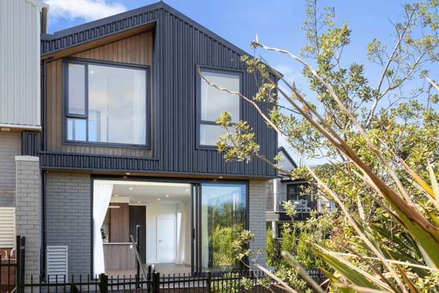 Rare Four-Bed Gem, Top Location