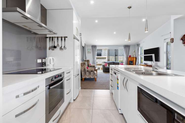 7 Toetoe Street Papamoa_5