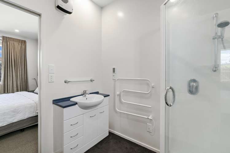 24 Kingston Street Albert Town_10