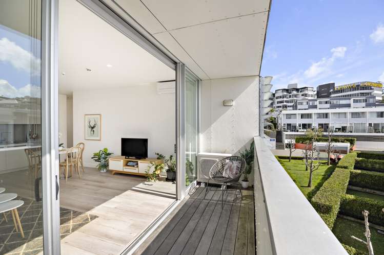 3a/6 Fisher-Point Drive Auckland Central_5