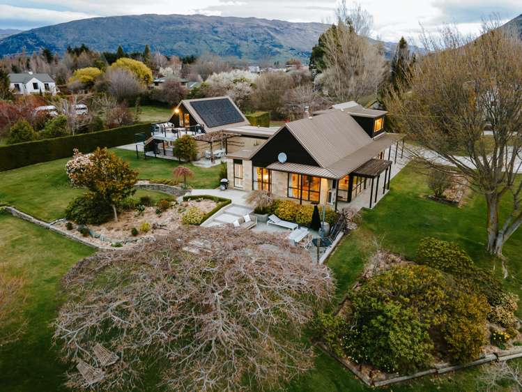 86 Golf Course Road Wanaka_31