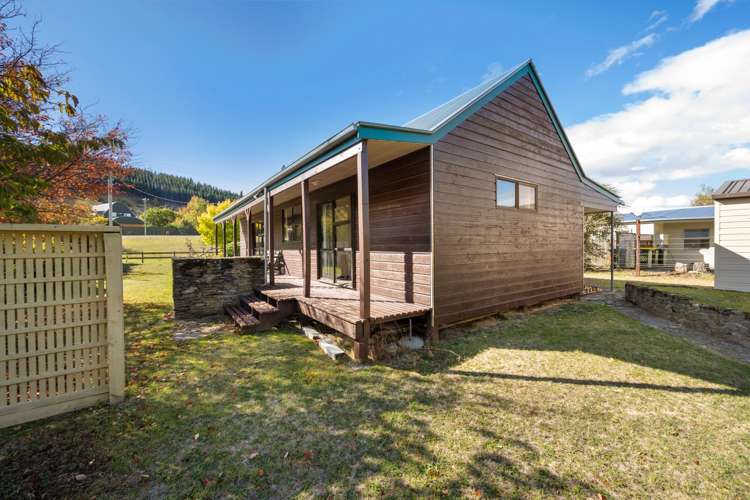 5 Newcastle Street Clyde_29