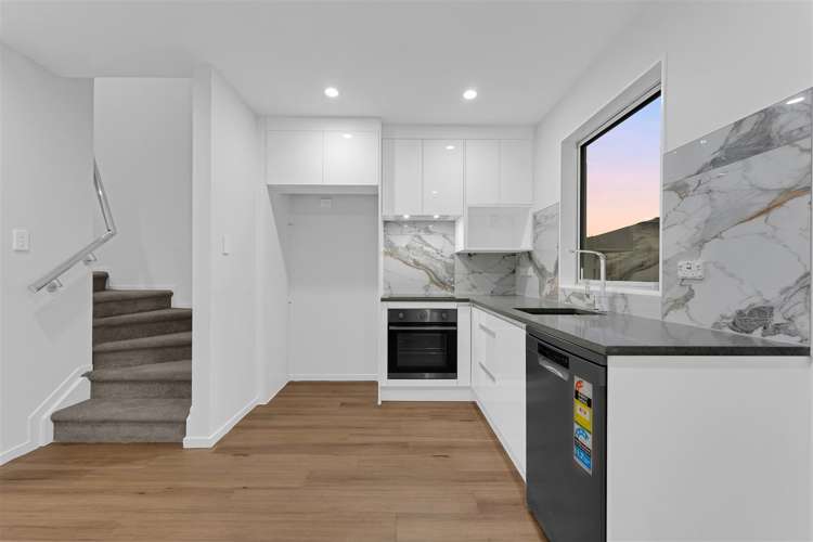 1-9/8 Reeves Avenue Papatoetoe_16