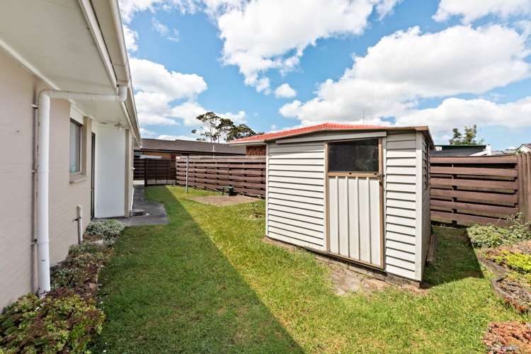 1/9 Annette Avenue Te Atatu South_11