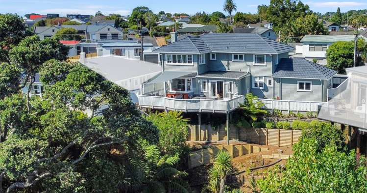 26 Baring Terrace Strandon_21