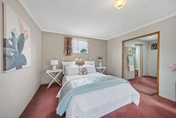 47 Frensham Crescent Woolston_2