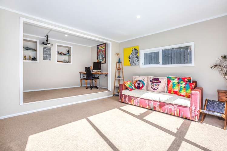 9 Brora Crescent Papakowhai_14
