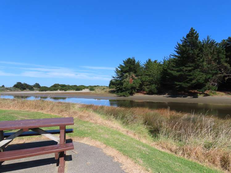 13 Arthur Street Waikawa Beach_15