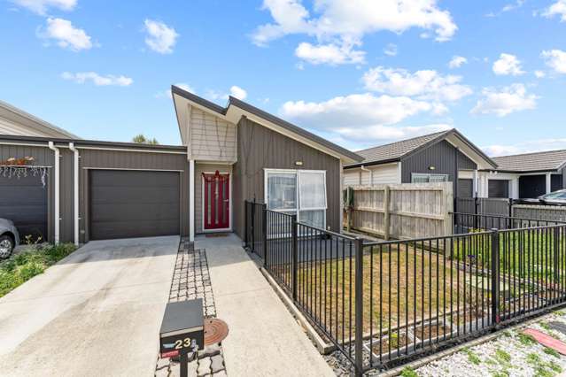 Modern Family Living in the Heart of Takanini