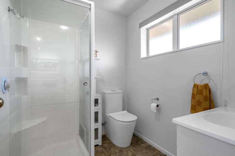 4 Rosaline Frank Street Stoke_17