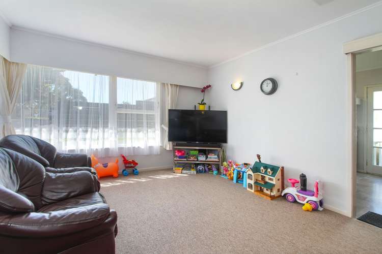 1/10 Nea Place Hillcrest_9