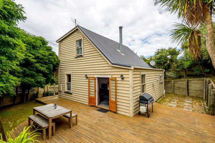 43 Dublin Street Lyttelton_13