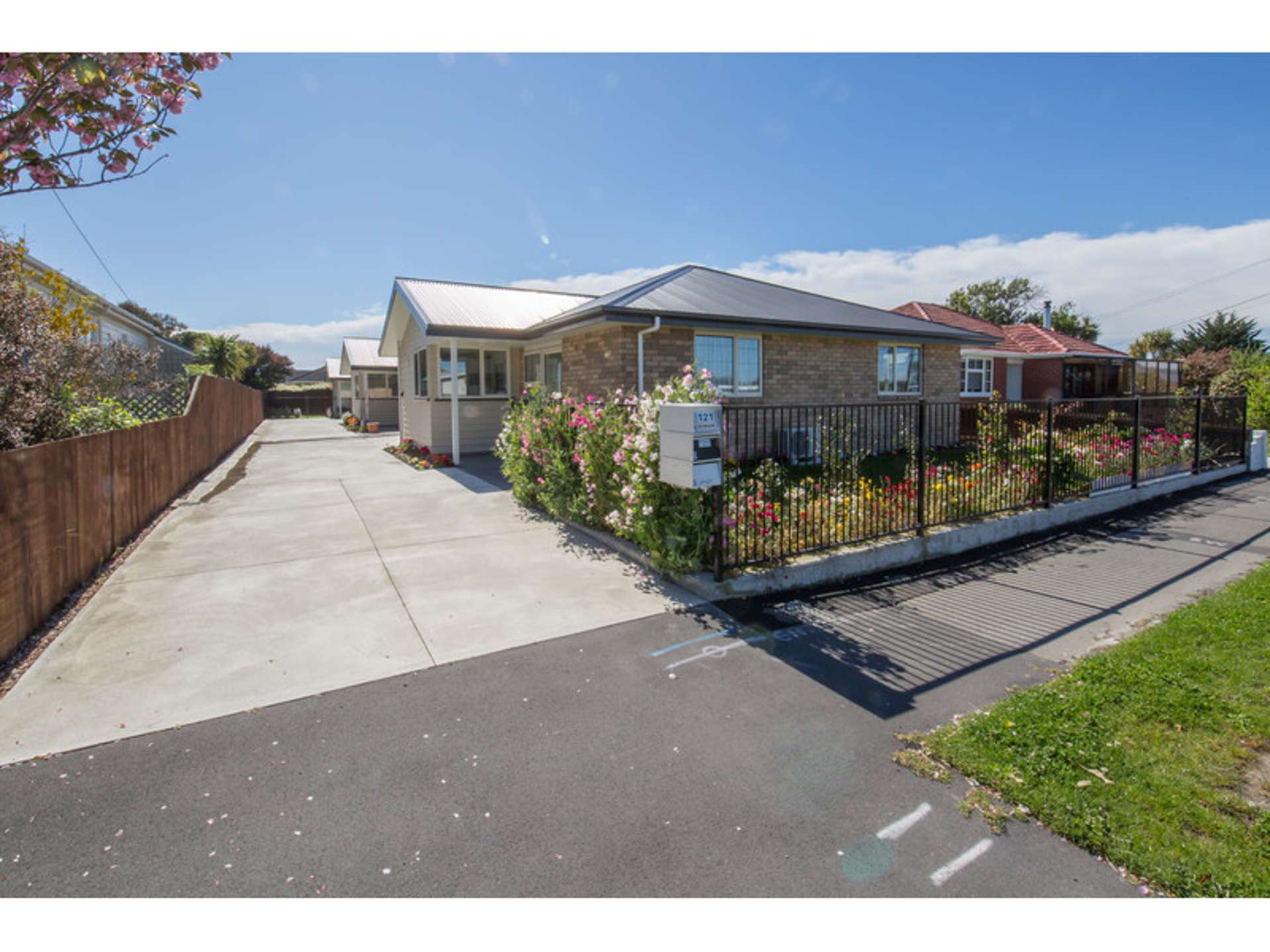 2/121 Marriotts Road North New Brighton_0