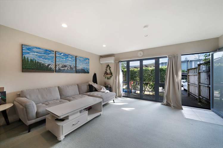 18/8 Soljak Place Mt Albert_3