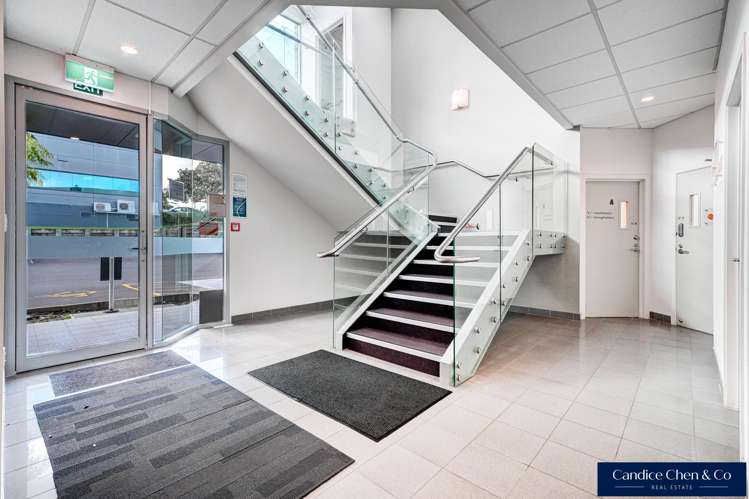 1A/3 Ceres Court Rosedale_13