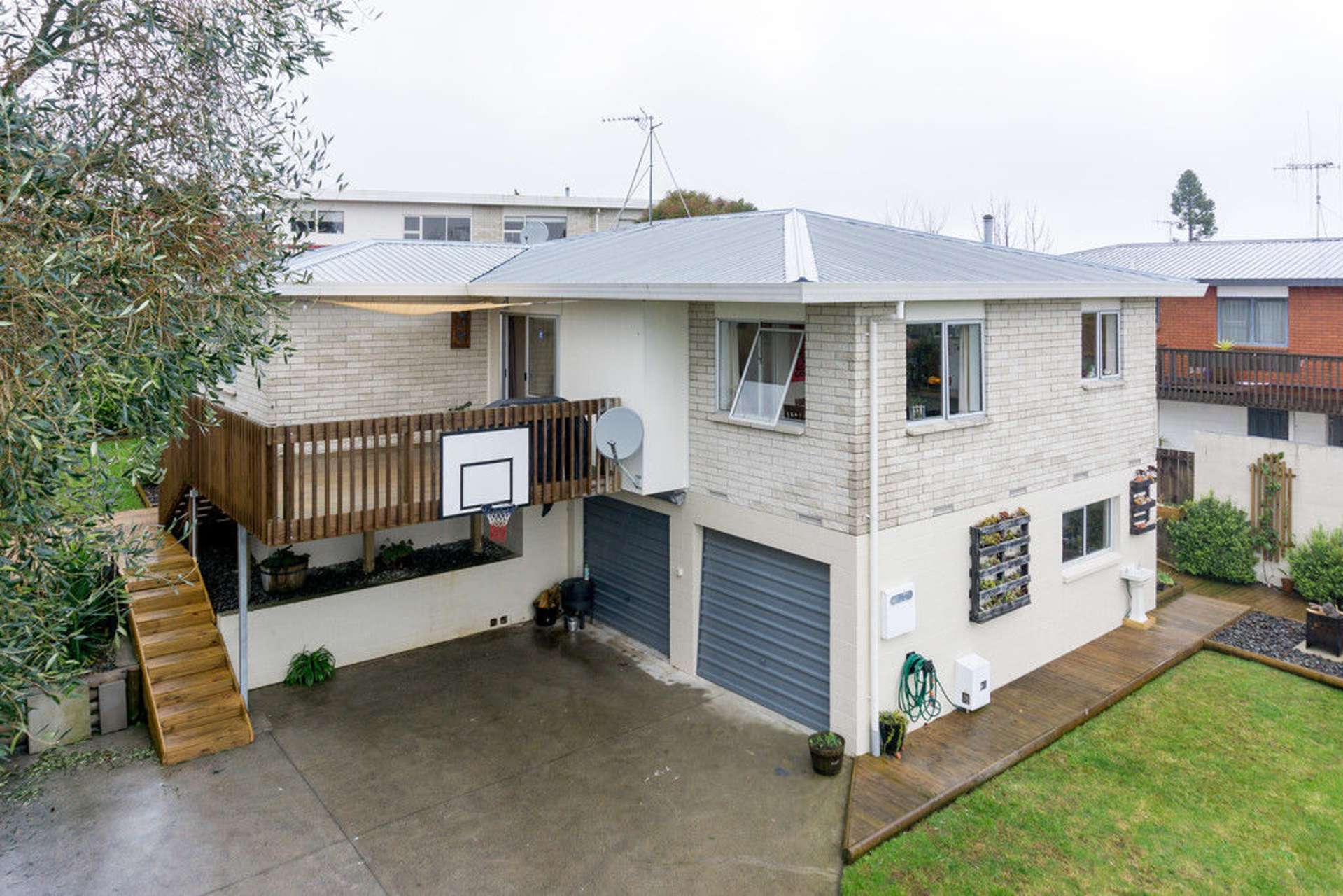 10a Thomson Avenue Dinsdale_0