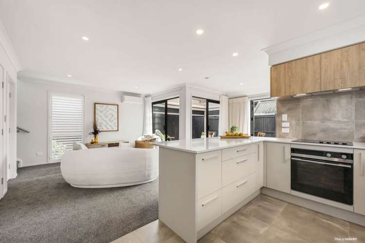 33A Forest Glen Orewa_7