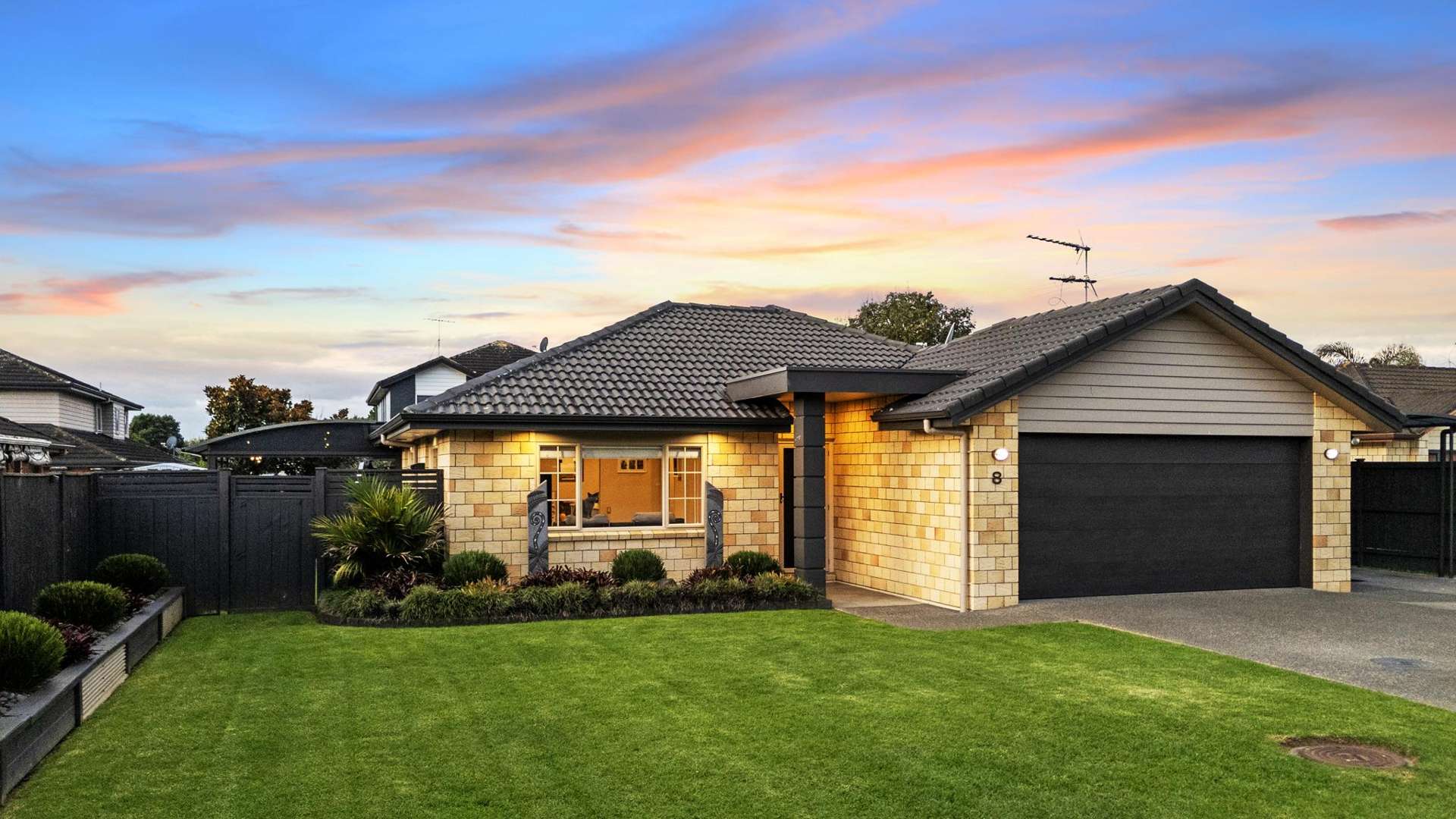 8 Belfry Place Wattle Downs_0
