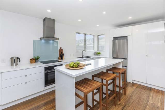 2/73 Winchester Street Merivale_2