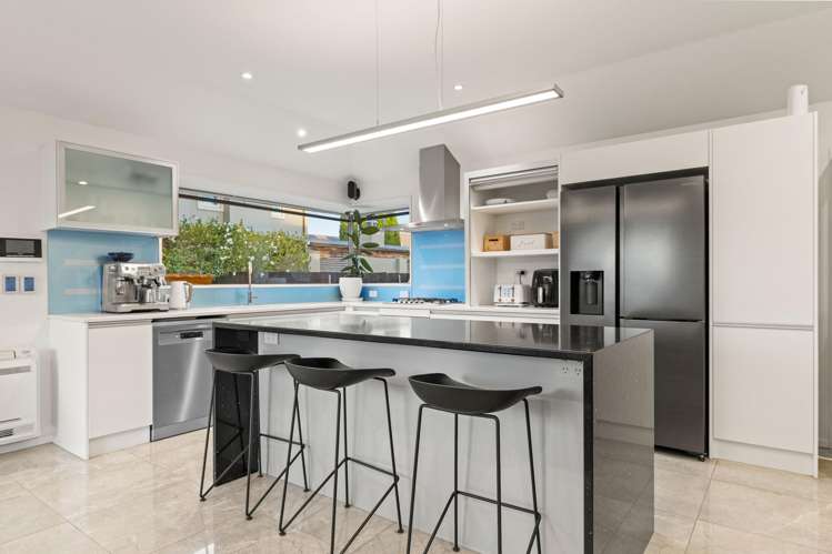 14 Hussey Road_2