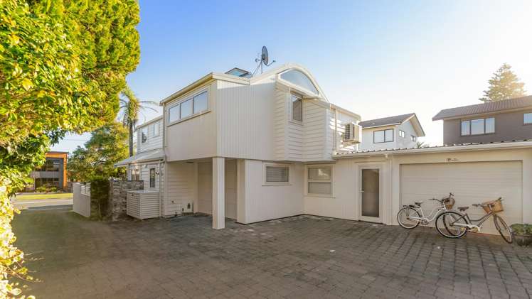 75D Oceanbeach Road Mt Maunganui_31