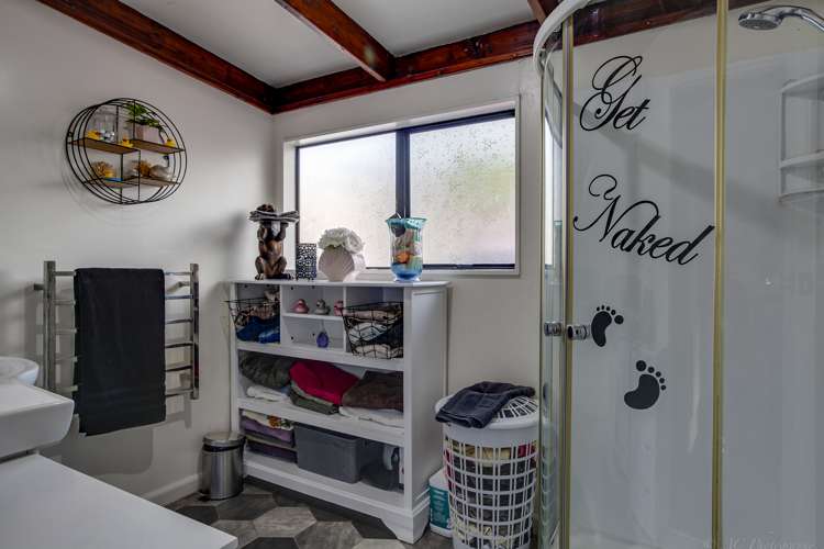 8 Roslyn Terrace West End_12