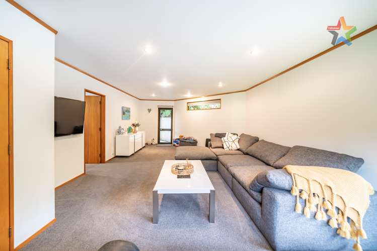 45b Holland Street Wainuiomata_21