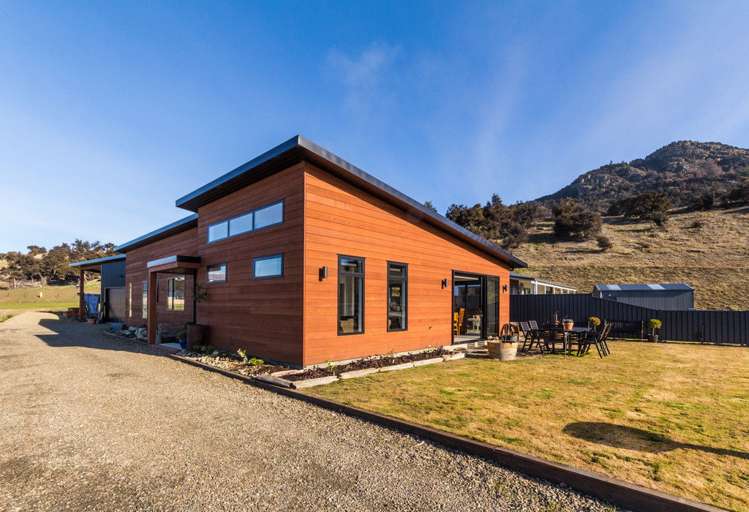 21 Mallard Street Albert Town_1