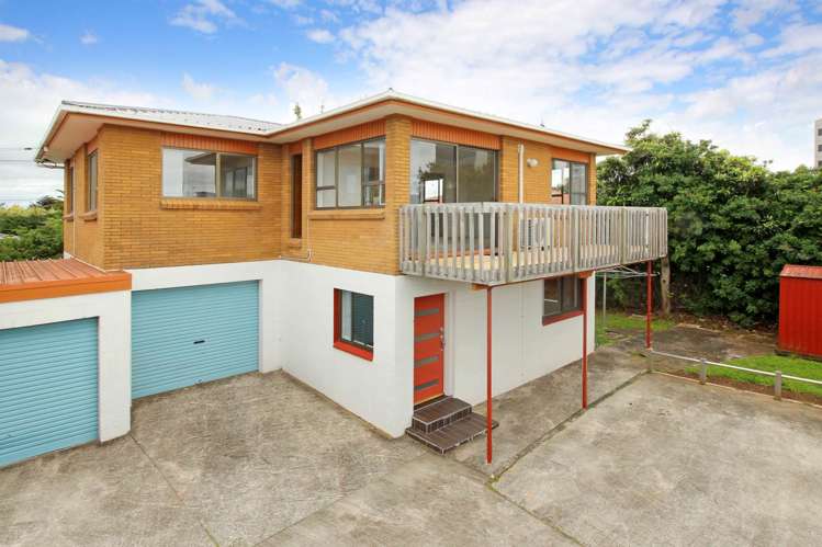 2/21 Bracken Avenue Takapuna_0