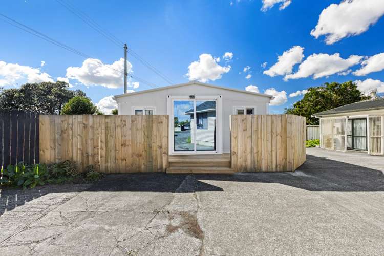 11 Lincoln Road Manurewa East_6