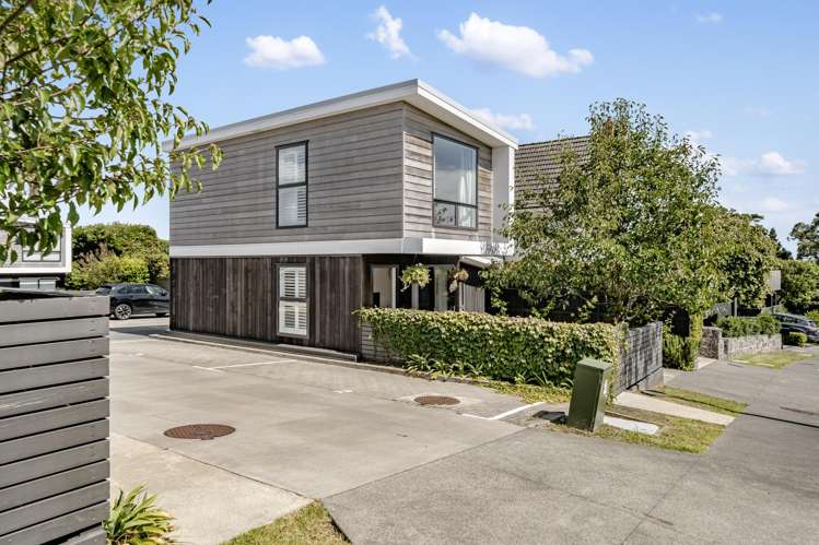 1/4 Glen Atkinson Street St Heliers_18