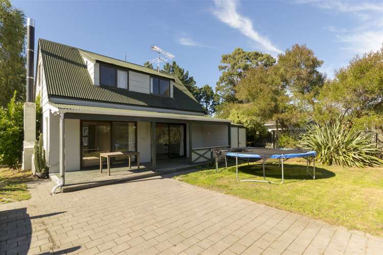 16 Pine Avenue Waikuku Beach_0