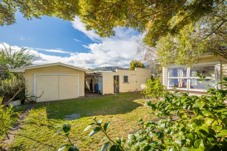 22 Willow Avenue Stoke_13