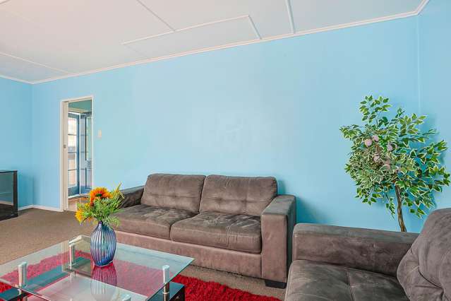 1028 Campbell Street Raureka_3