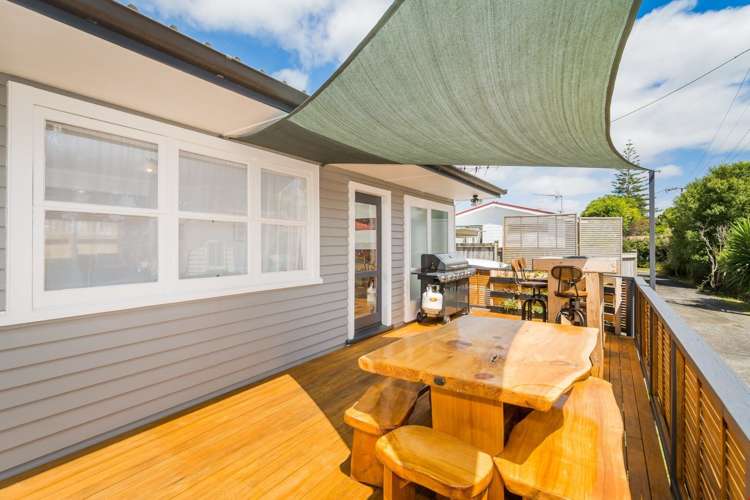 2/5 Gazelle Avenue Beach Haven_15