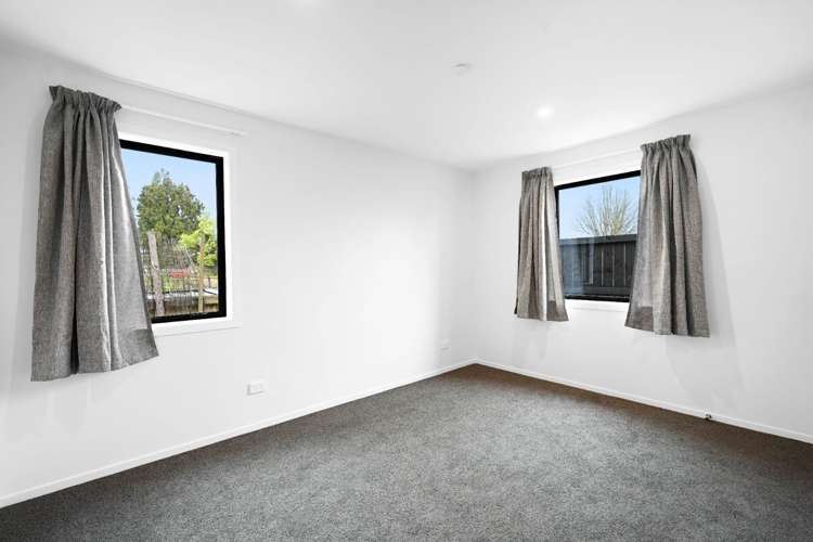  4 Fable Way Leamington_5