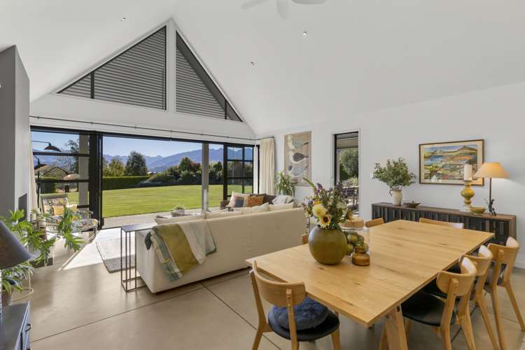 251 Beacon Point Road Wanaka_10