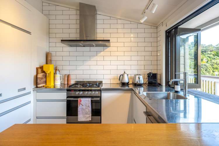 84 Coromandel Road Oneroa_14