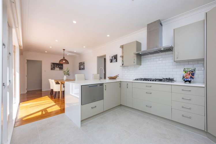 39 Kamara Road Glen Eden_14