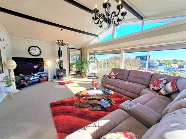 17 Ngahue Crescent Carters Beach_1