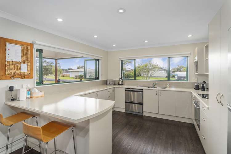 36 Charles Green Drive Cooks Beach_5