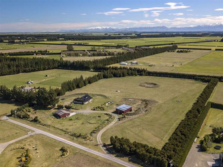 2581 South Eyre Road West Eyreton_17